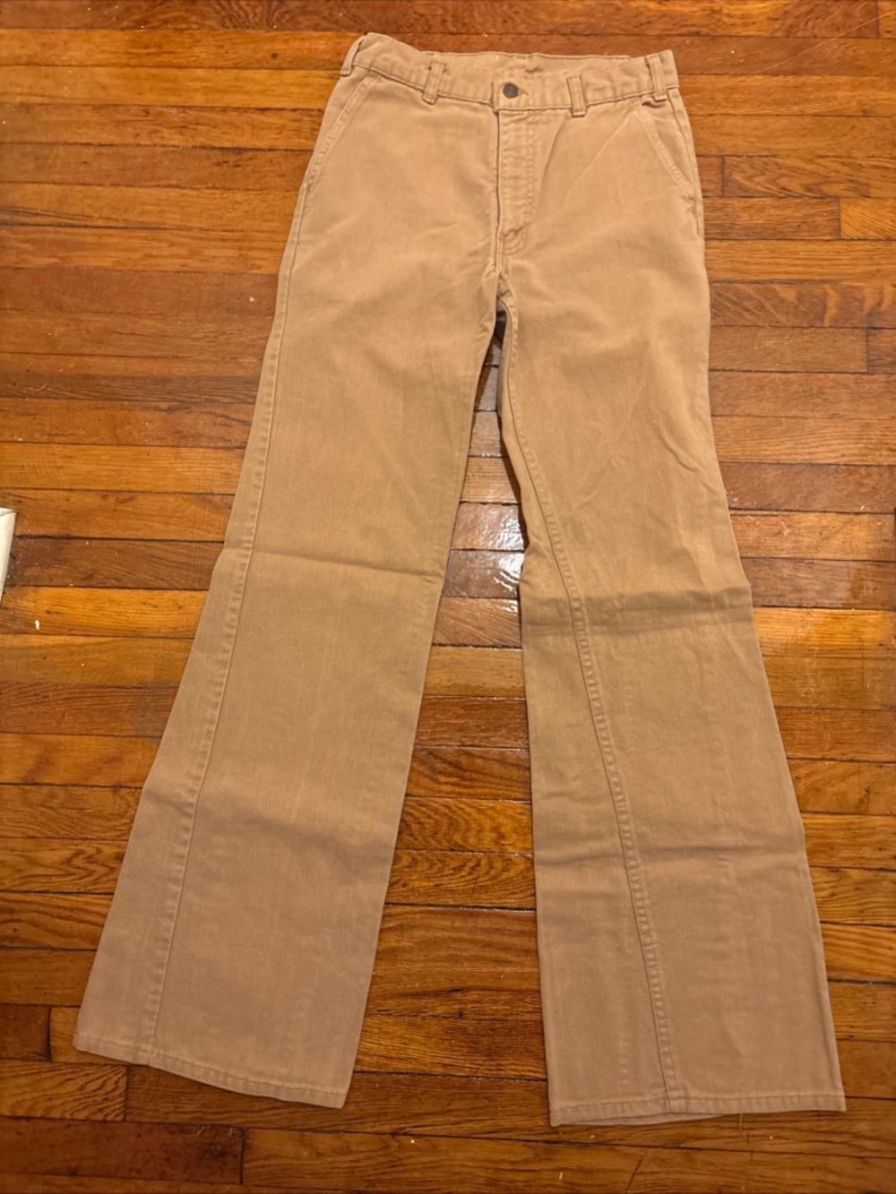 Men’s vintage Levi’s Movin on white tab boot cut Pants size 32/35